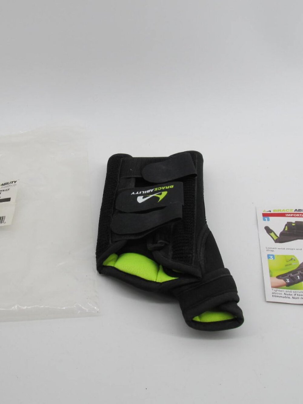 BraceAbility Wrist and Thumb Splint 10H01 Right Hand RH Size Medium M
